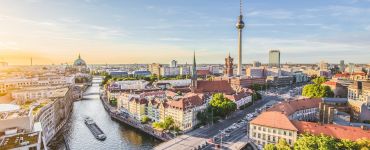 Blick auf die Museumsinsel mit Fernsehturm